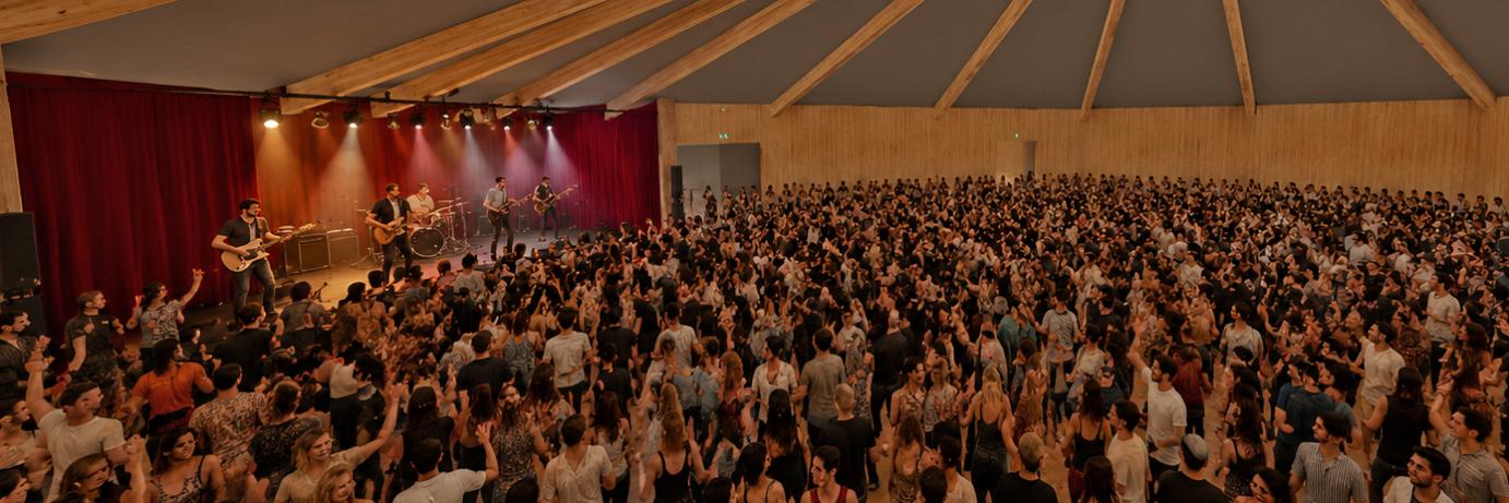 Standup im Zeltainer